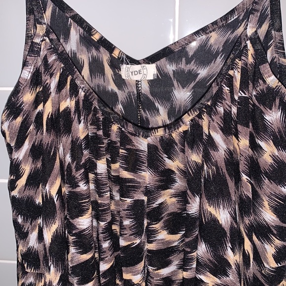 Layered Ruffle Front Top - Picture 4 of 14